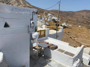 Cell in Chora Serifos